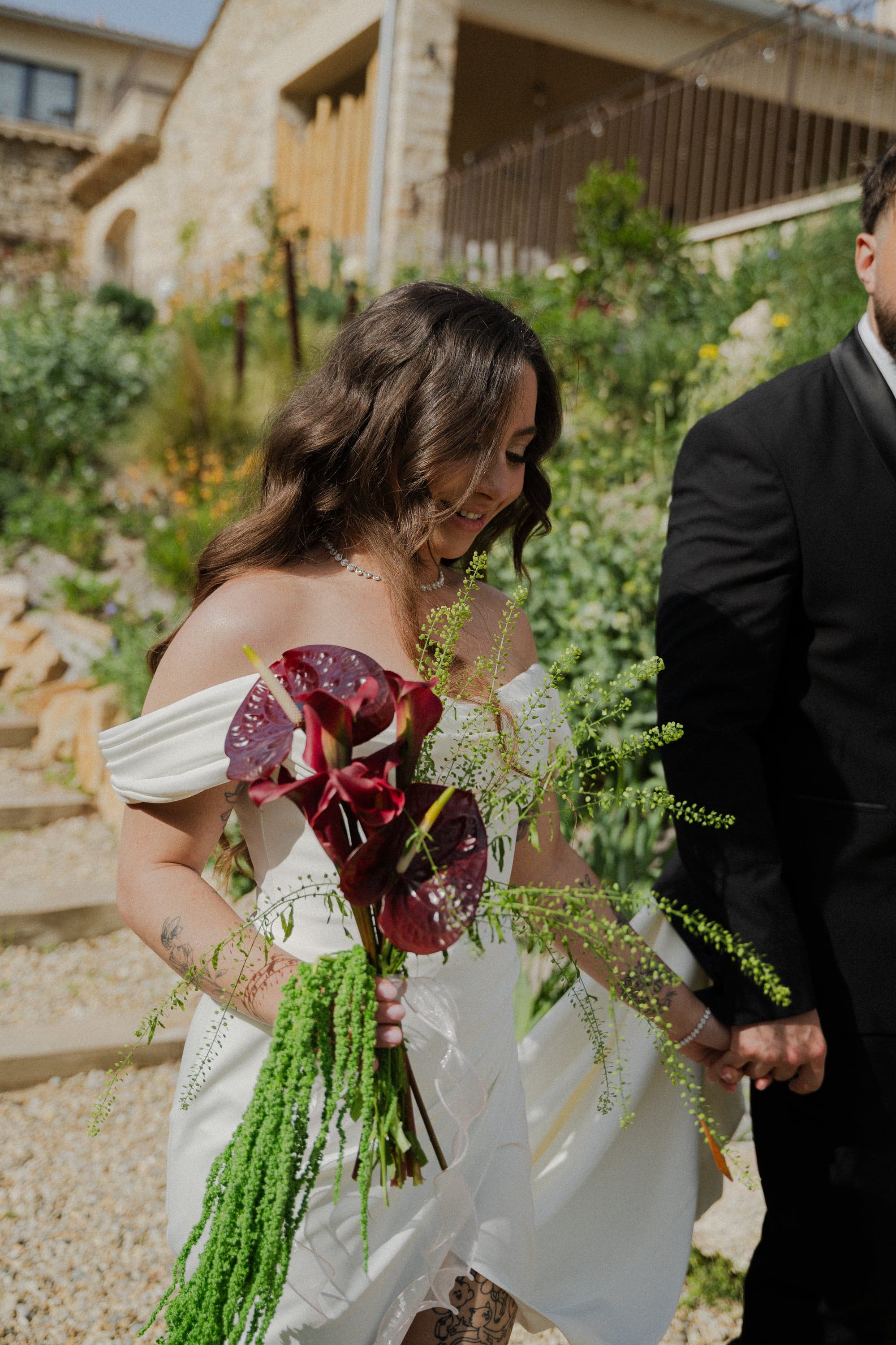 Mise en scène éditoriale Mas de Toulair, publiée dans le blog de La Mariée en Colère